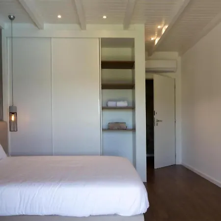 Casa Do Sobreiro / Casas De Basto 빌라 *