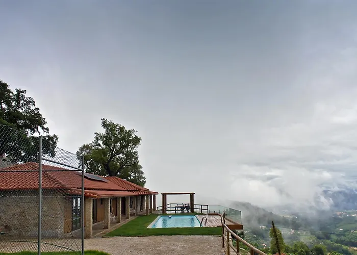 Willa Casa Do Sobreiro Casas De Basto