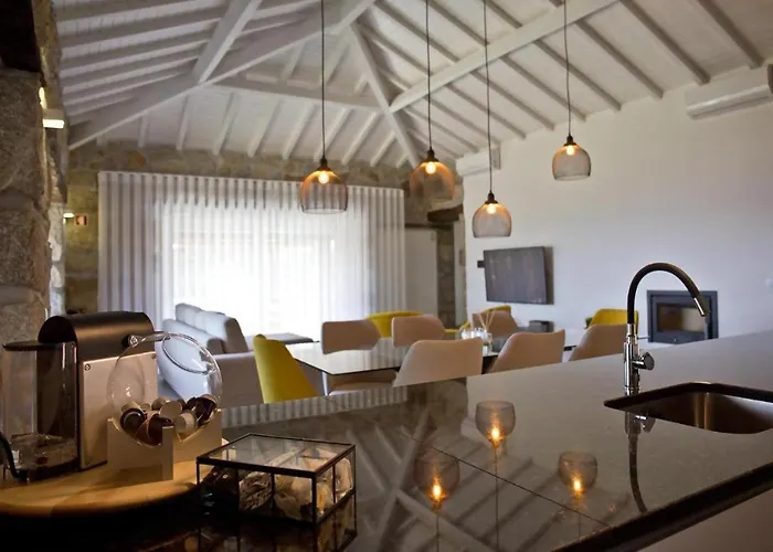 Casa Do Sobreiro Casas De Basto Willa